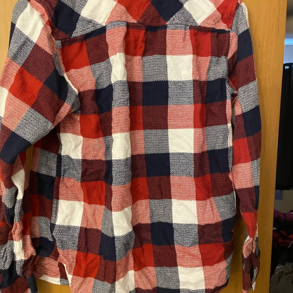 Ladies element button up top - Picture 5 of 5